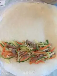 Make Spring rolls step 4