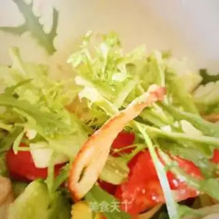 Make A diet salad step 2
