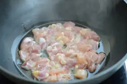 Make Curry chicken rice step 2