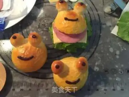 Make Frog burger step 12