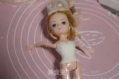 Make The Sugar Barbie doll step 13