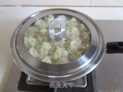 Make Three raw buns step 10