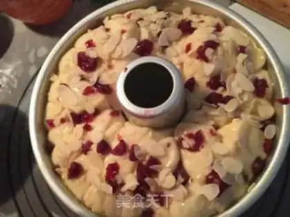 Make Cream cranberry hand tore step 13