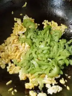 Make Bitter eggs step 4