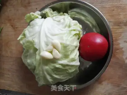 Make Garlic tomato buns step 0