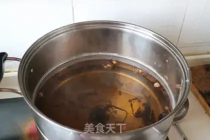 Make Five salted eggs step 2