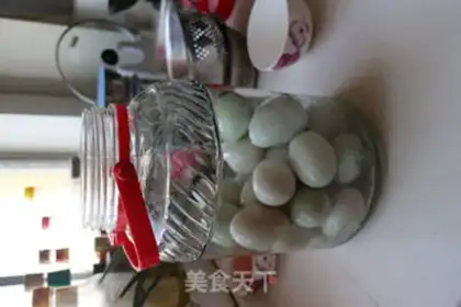 Make Five salted eggs step 6