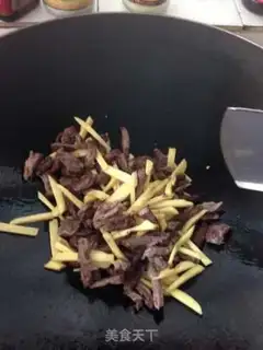 Make Spicy beef step 1