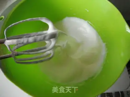 Make Strawberry Moose step 2