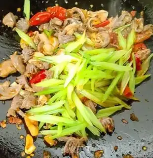 Make Quick hands for the chicken step 8