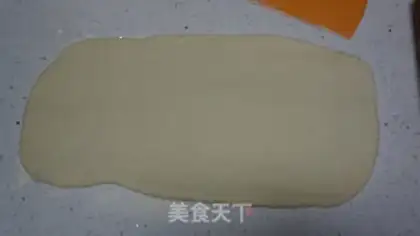 Make Precious onion rolls step 6