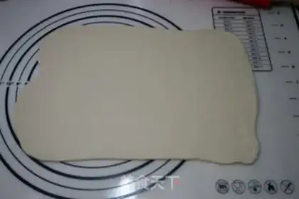 Make Bacon onion cheese rolls step 4