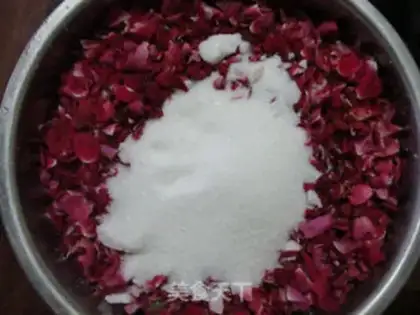Make Rose florist step 2