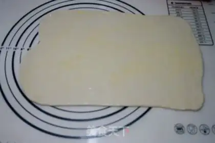 Make Bacon onion cheese rolls step 5