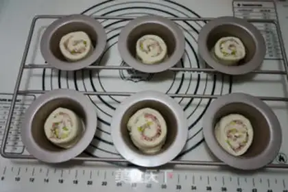 Make Bacon onion cheese rolls step 9