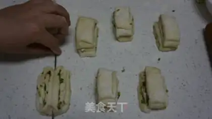 Make Precious onion rolls step 15