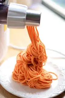 Make Peasade carrot noodles step 4