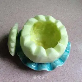 Make The yogurt fruit plant step 1