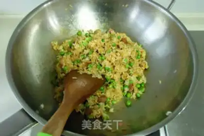 Make Sausage fried rice step 5