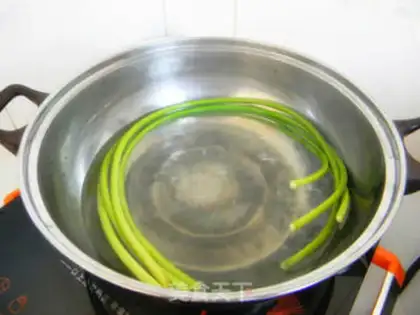 Make Soy-dry ginsomoni rolls step 0