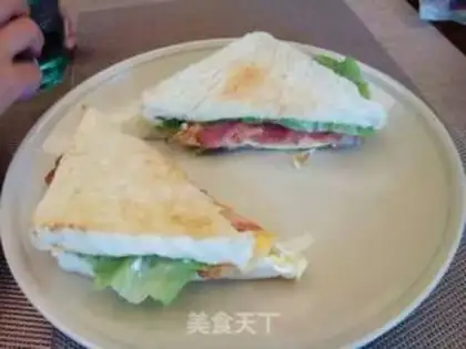 Make Egg bacon sandwich step 5