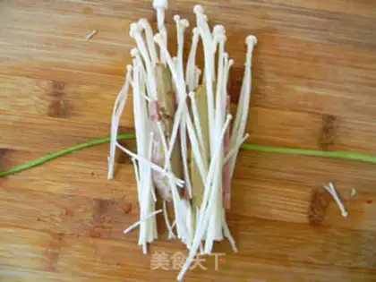 Make Soy-dry ginsomoni rolls step 2