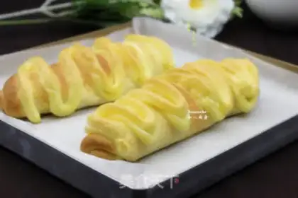 Make Blueberry caterpillar step 10