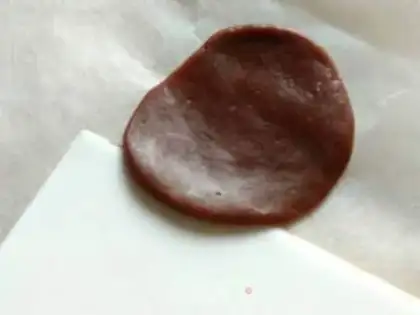 Make Chocolate rose cake step 9
