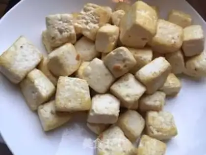 Make Chicken chest fried tofu step 4