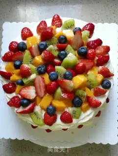 Make A fruit cream naked cake step 19