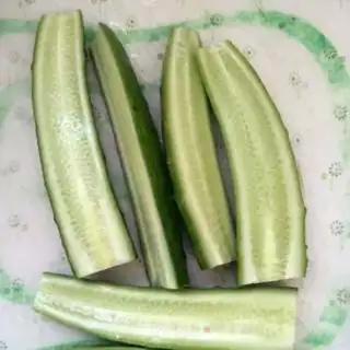 Make The cucumber in the private room step 1
