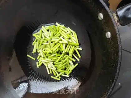 Make Garlic fire step 4