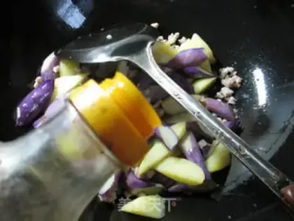 Make Potato with meat and eggplant step 6