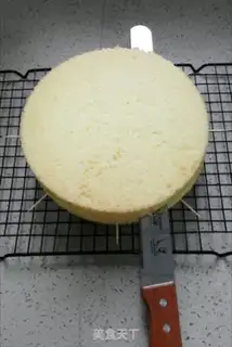 Make Fruit and cream cake step 0