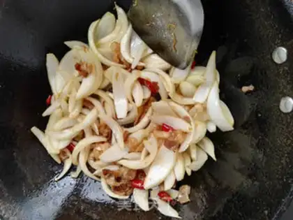 Make Five flowers and onions step 6
