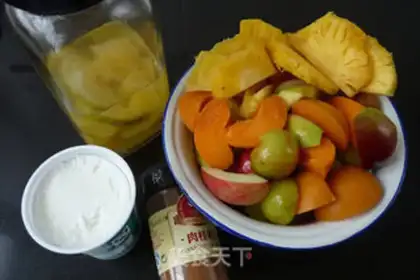 Make Roasted fruit with ice cream step 0