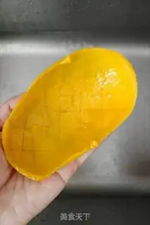 Make Fruit and cream cake step 5