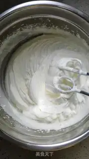 Make Fruit and cream cake step 6