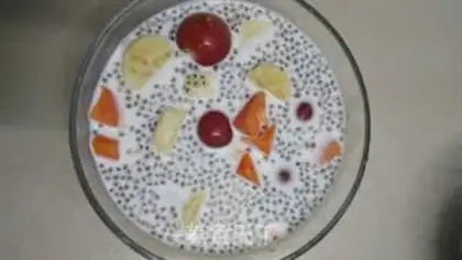 Make Qia seed fruit shake step 4