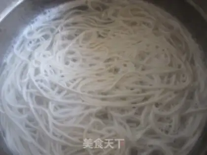 Make Ham noodles step 2