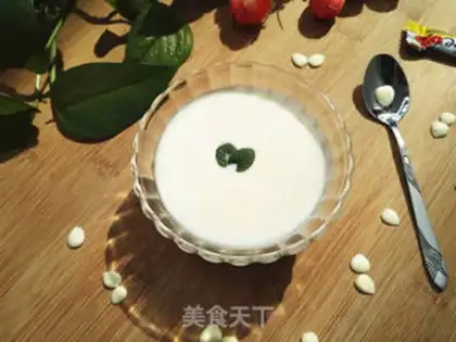 Make Apple almond shake step 5