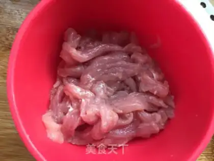 Make Crab-fruit noodles step 2
