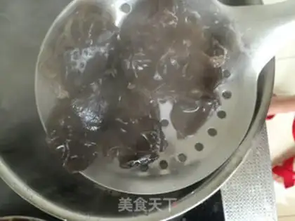 Make Crab-fruit noodles step 4
