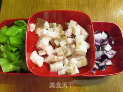Make Onion corn step 1