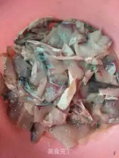 Make Spicy fish pan step 1