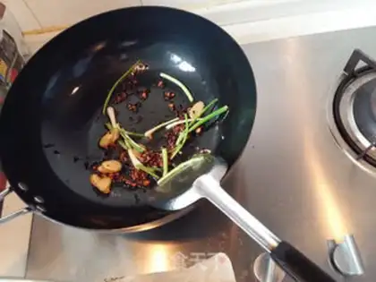 Make Spicy lobster step 2