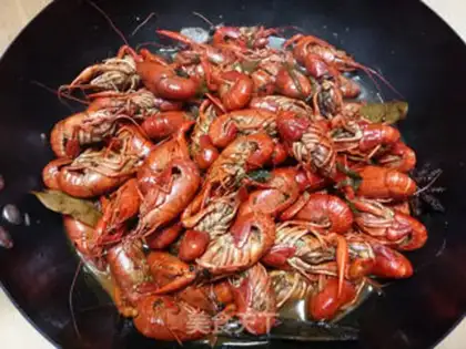 Make Spicy lobster step 5