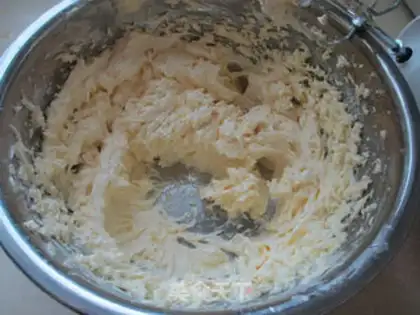 Make Two pounds of cake for tea and vanilla step 3