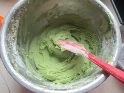 Make Two pounds of cake for tea and vanilla step 5