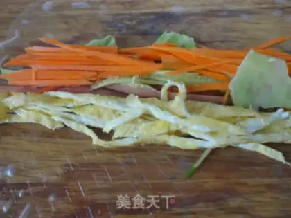 Make Easy Vietnam Spring Roll step 6